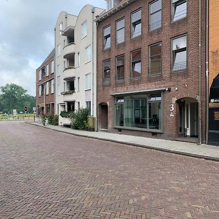 Appartementenhotel aan de IJssel in hartje Deventer Buitenkant foto